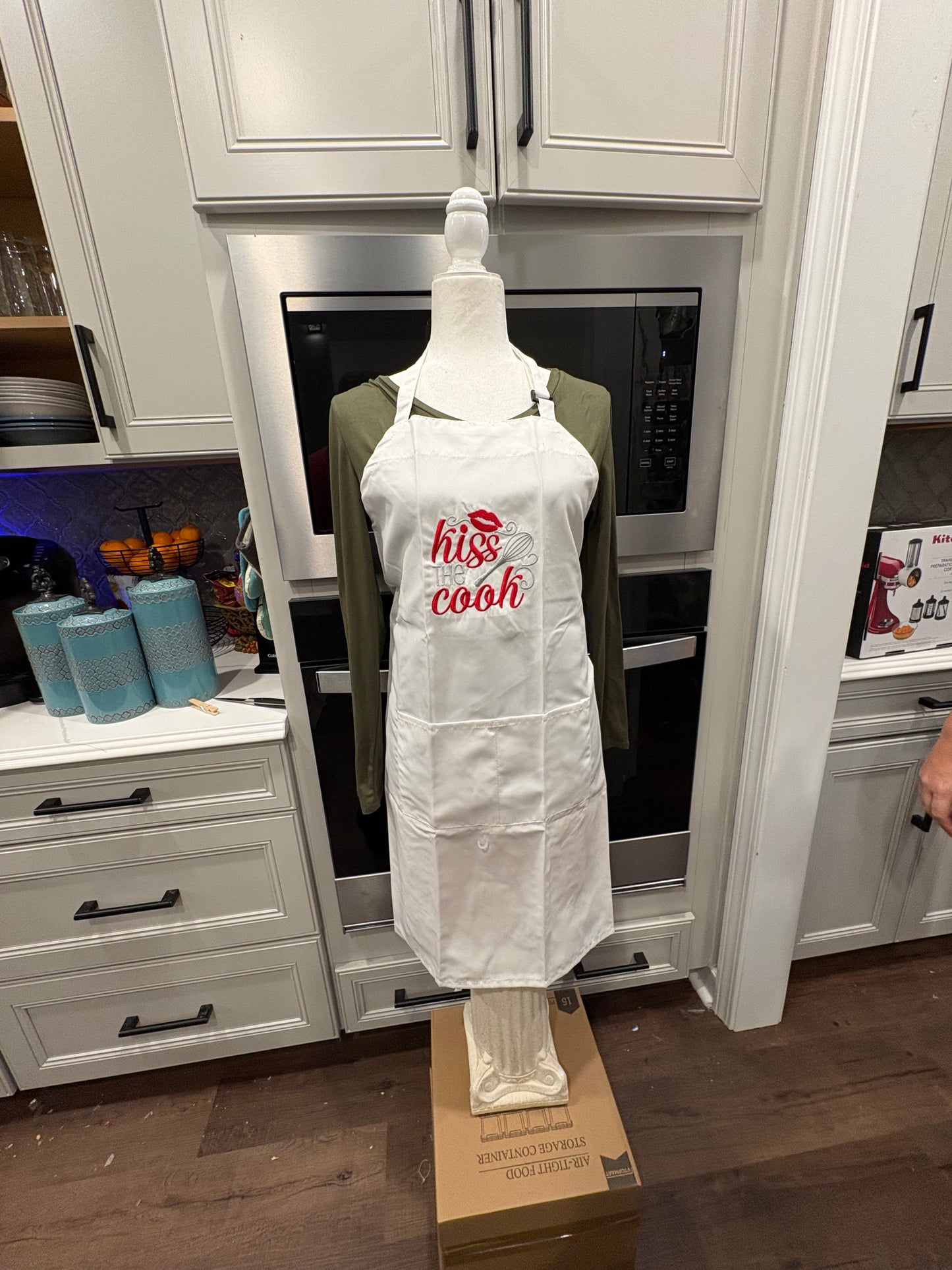 Kiss the Cook Embroidered Apron