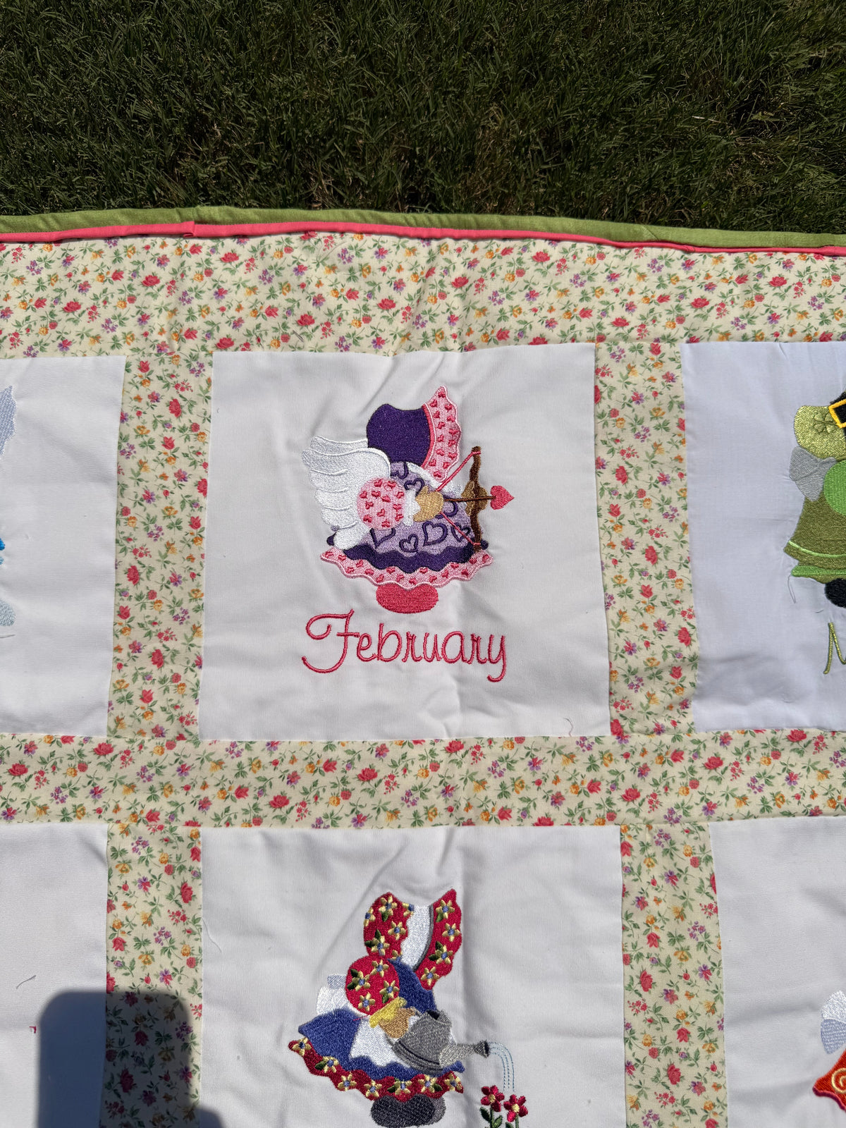 Sunbonnet Sue Months of the Year Quilt