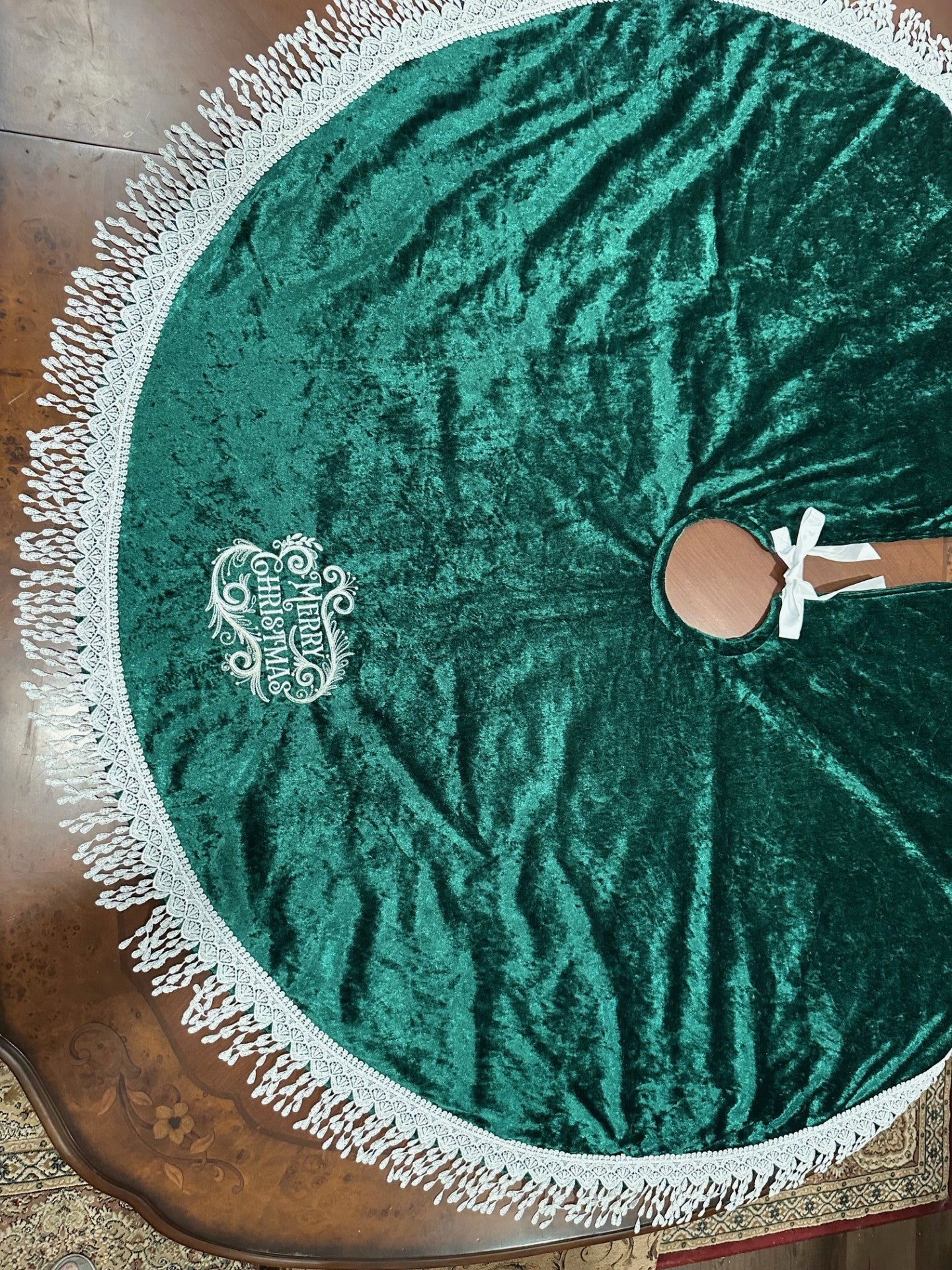 Merry Christmas Tree skirt